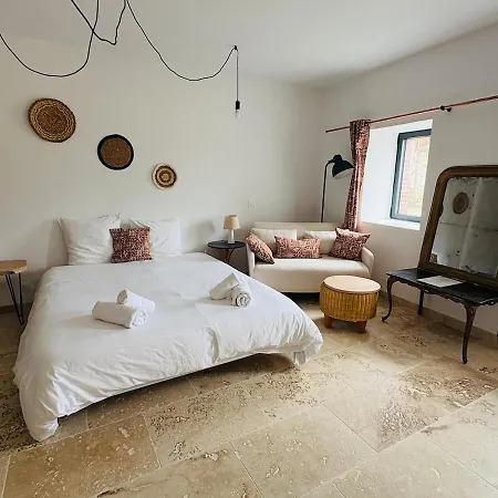 La Metairie Du Chateau Paul Апартаменты Aussillon