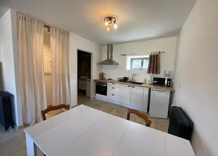 La Metairie Du Chateau Paul Апартаменты Aussillon